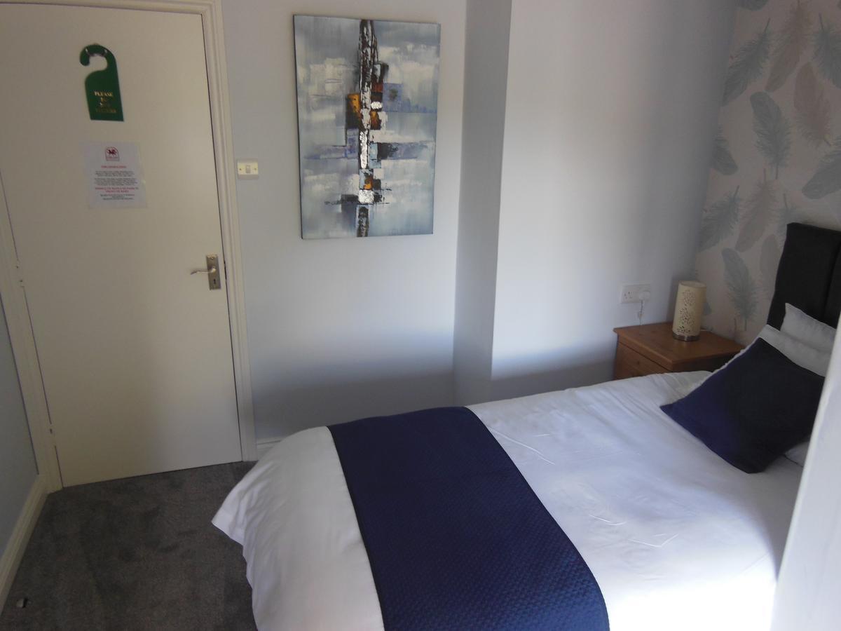 Y Giler Arms Hotel Pentrefoelas ภายนอก รูปภาพ