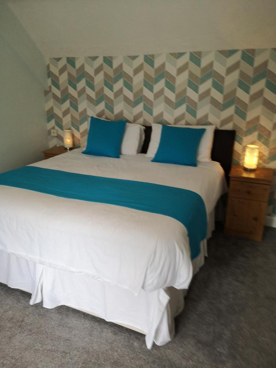 Y Giler Arms Hotel Pentrefoelas ภายนอก รูปภาพ
